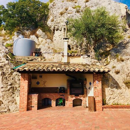 B&B Tenuta La Puntara Кальтаниссетта Экстерьер фото