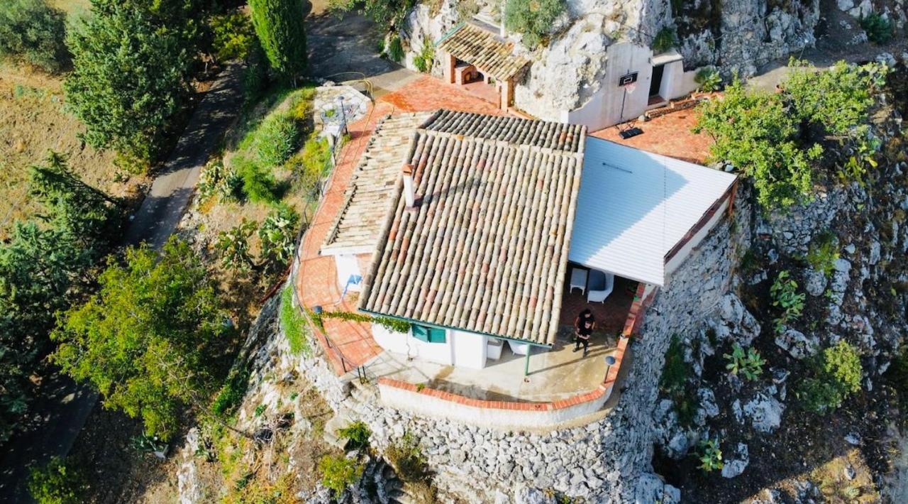 B&B Tenuta La Puntara Кальтаниссетта Экстерьер фото